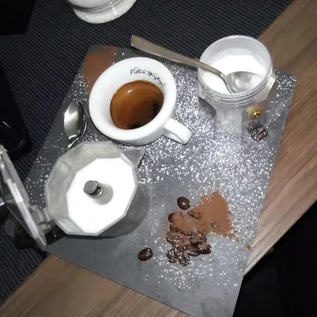 La Maison De Gina فندق مبيت وإفطار 2*